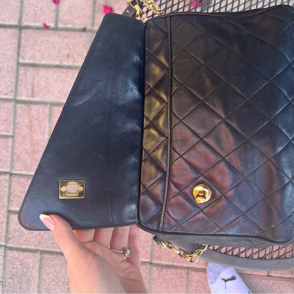 Authentic Chanel CC black lambskin quilted diagonal run lock flap camera bag - Picture 9 of 16